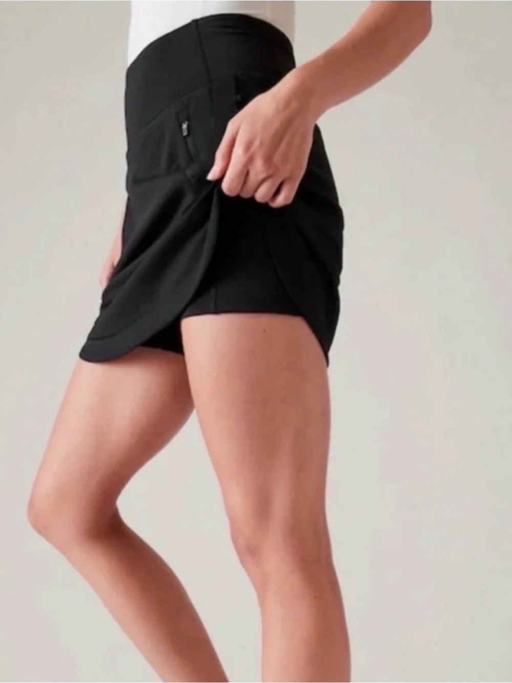 Athleta Fairway Golf Skort 16” - Small
